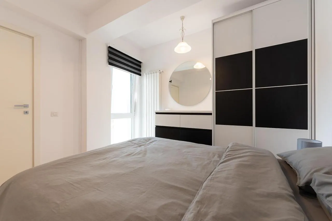 Eva - Bright Apt With Balcony Near Veranda Mall Bucureşti
