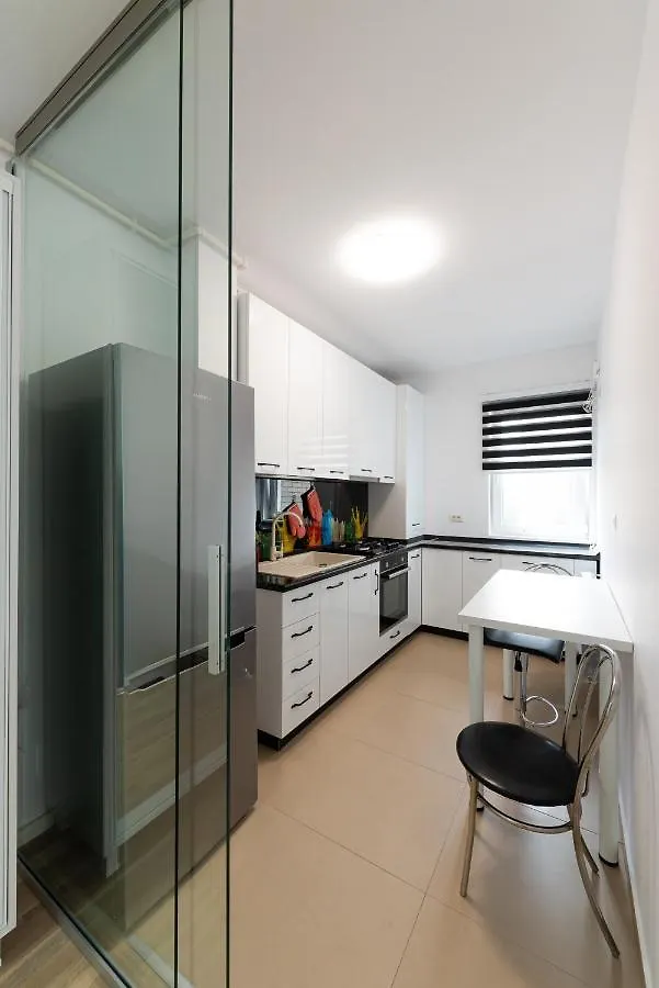 Apartment Eva - Bright Apt With Balcony Near Veranda Mall Bucharest Romania