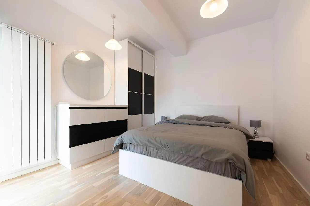 Eva - Bright Apt With Balcony Near Veranda Mall Bukarest Lägenhet